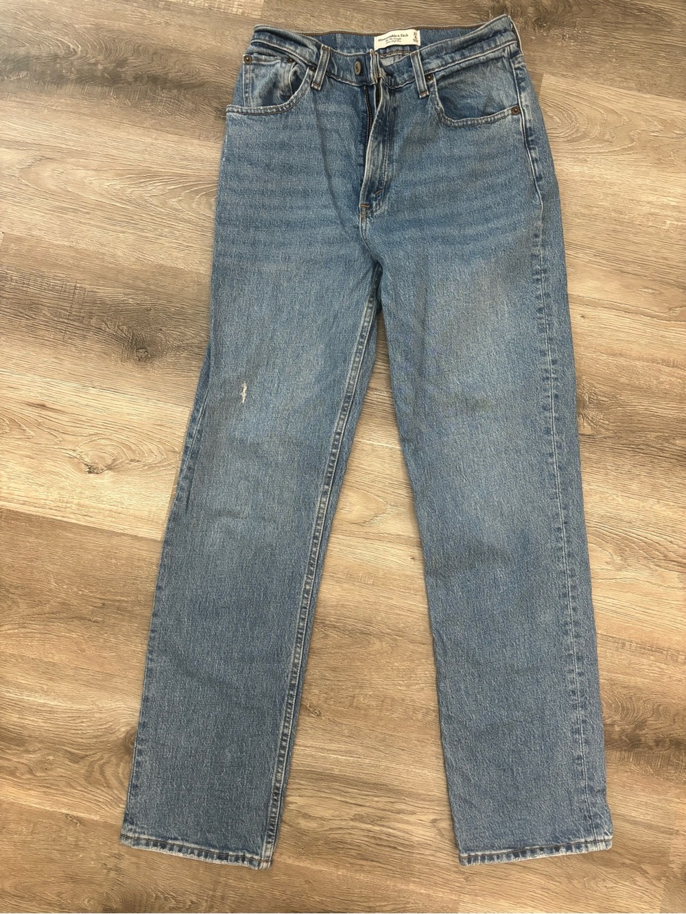 Abercrombie & Fitch The 90’s Straight Ultra high rise size 27 4 R